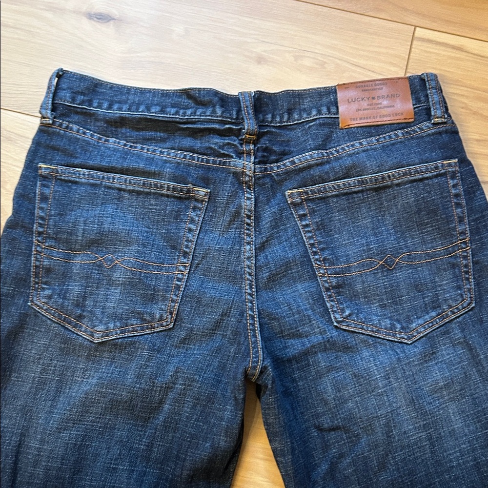 Lucky Brand Dark Wash Denim Bootcut Jeans Size 32/34 - Picture 3 of 4